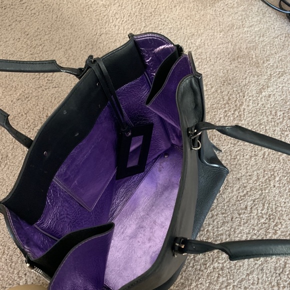 Balenciaga Tote - Picture 3 of 3